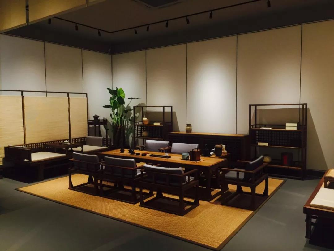 溪山清遠制作家具